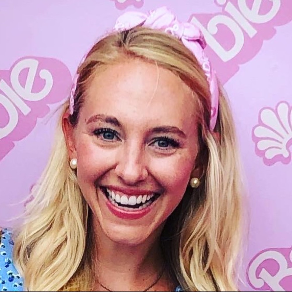 Meet your Posher, Emily